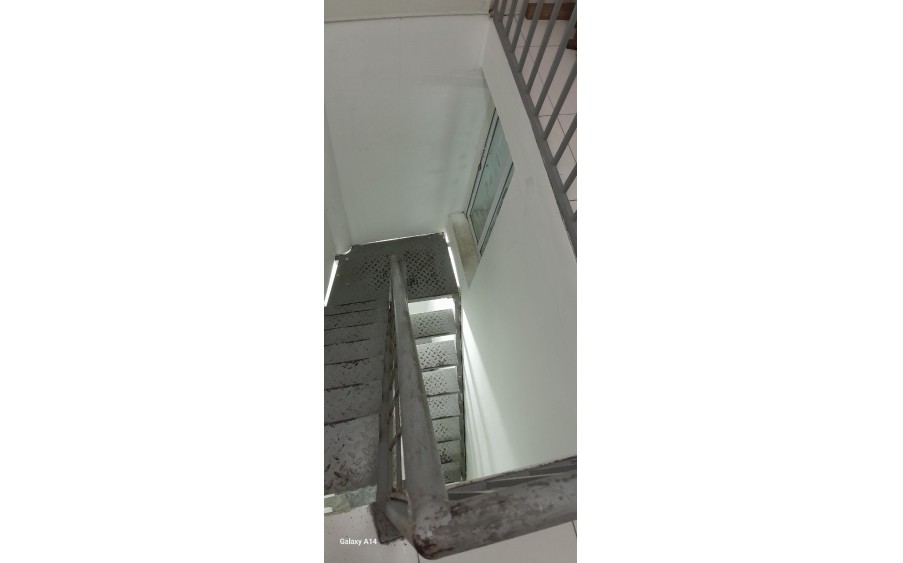 Cho thuê nhà trong ngõ 506 Bạch Mai, Hai Bà Trưng, 3 tầng, chỉ 7 Triệu, ở GĐ hoặc nhóm nữ, sinh viên, đi làm